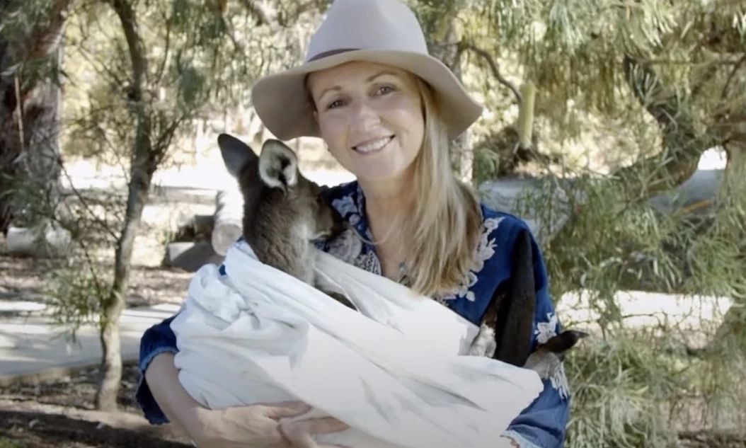 A big thanks from Australia: Kangaroos Are Not Shoes!